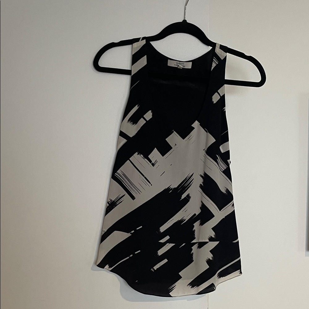 Robert Rodriguez Black and Gray Abstract Tank Top. 100% silk